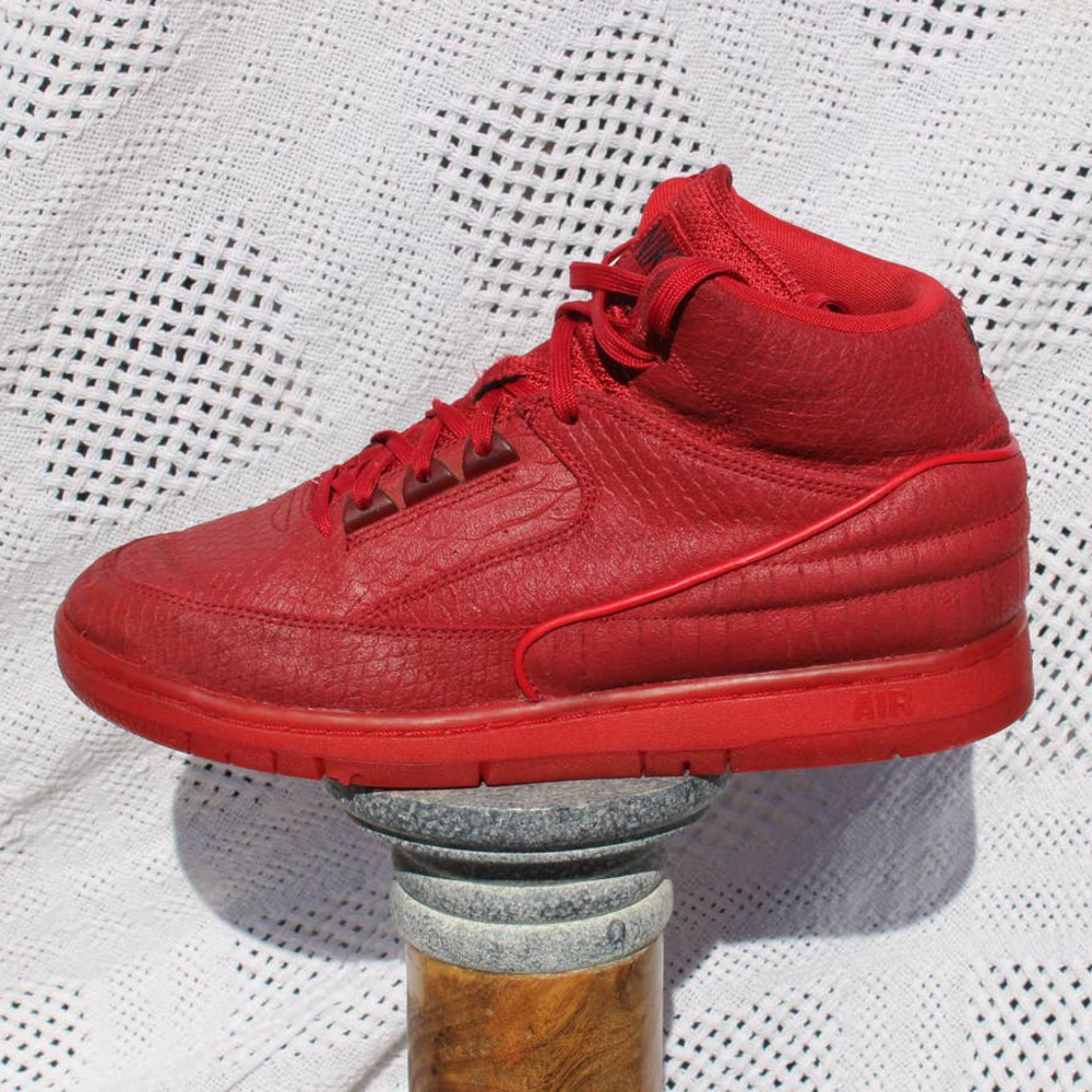 Nike Air Python Red October Size 9.5 705066-600